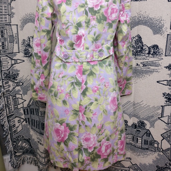 Beautiful floral coat - Picture 6 of 6